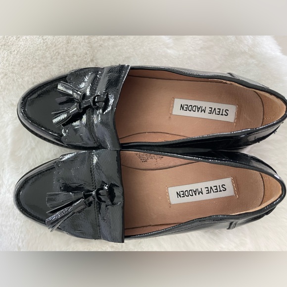 Steve Madden Meela Black Patent tassel loafers women’s sz 7 - Picture 3 of 8